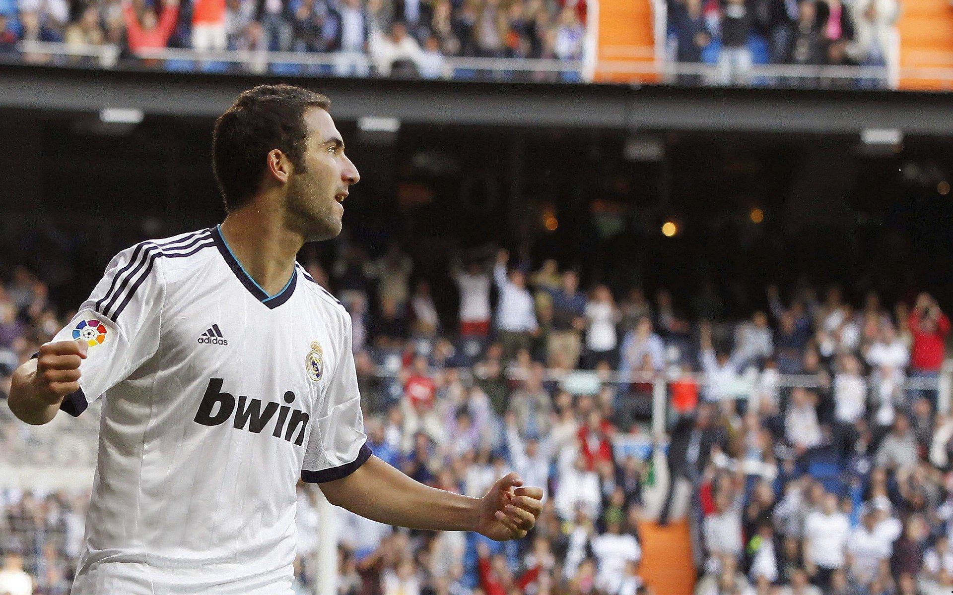 高空对决申花反击制胜，崔康熙战术完胜李霄鹏