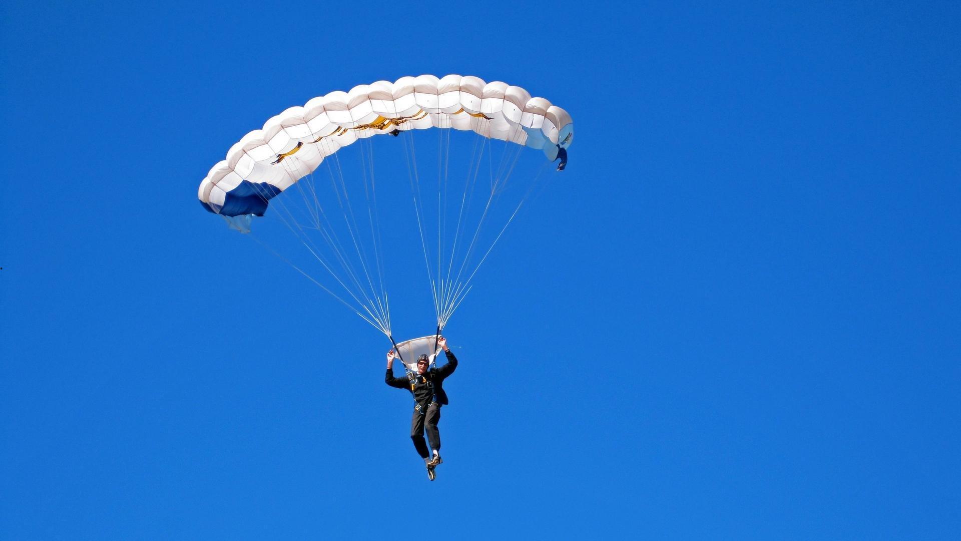 2025中超总结之天津津门虎，平民阵容铸就最强性价比赛季，务实哲学赢得满堂喝彩